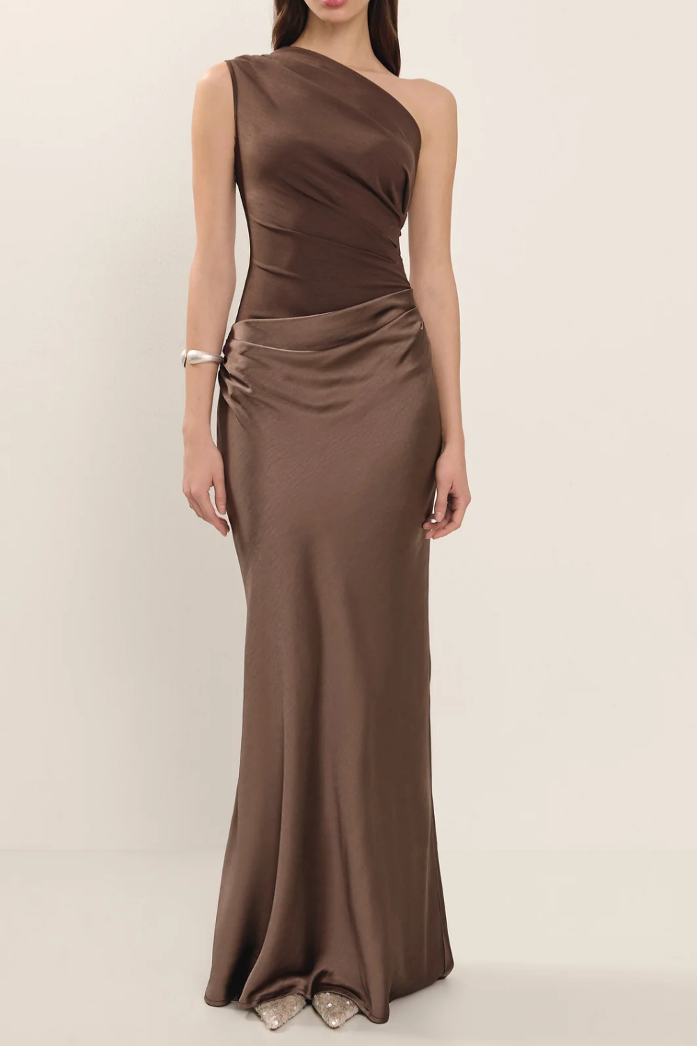 Amaretta | Satengkjole med drapering